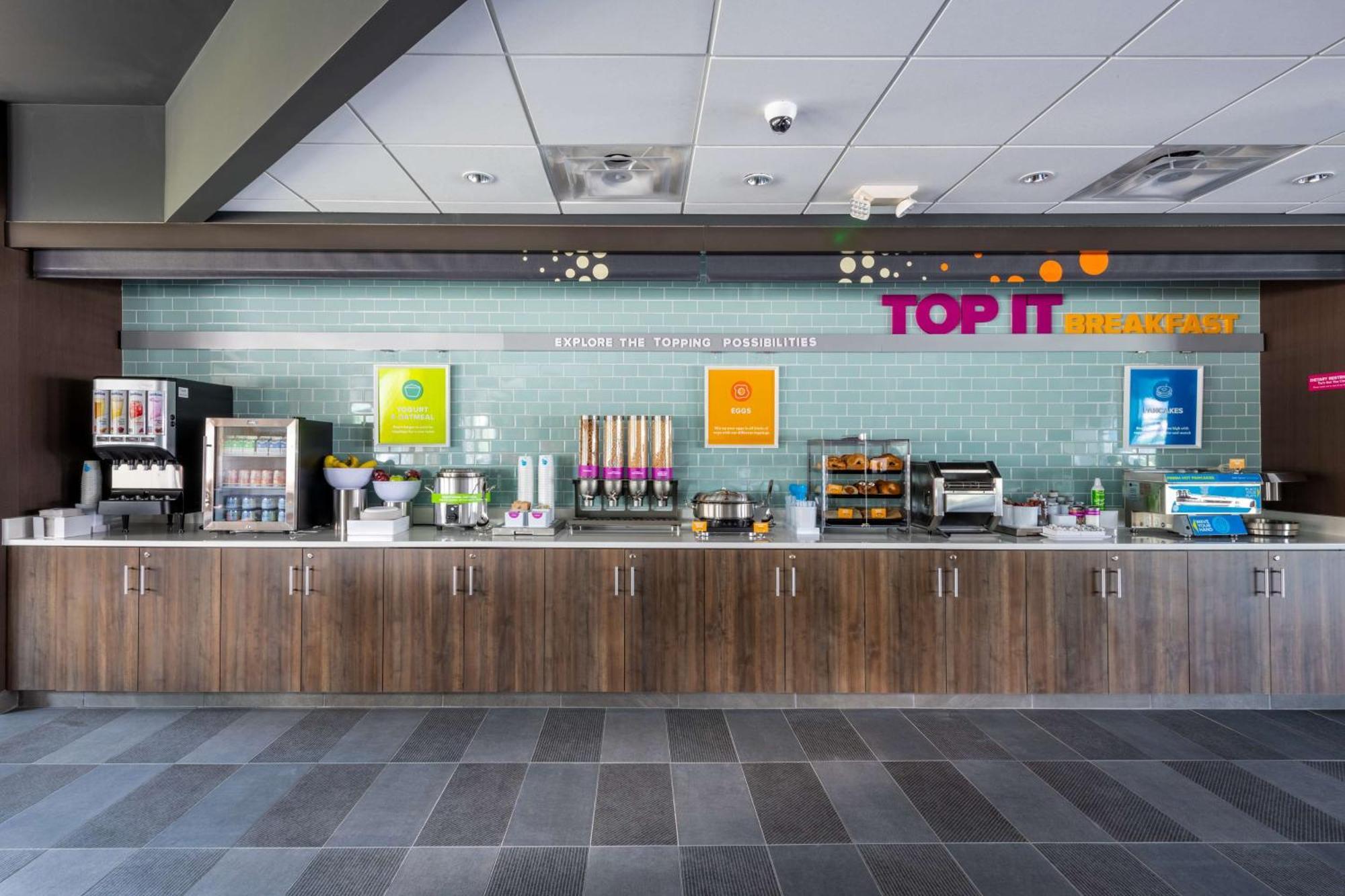 Tru By Hilton Fayetteville Fort Bragg Bagian luar foto